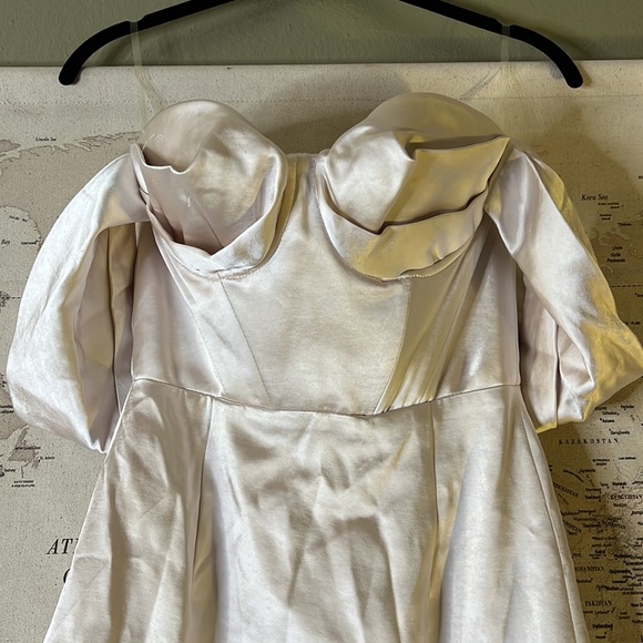 HOUSE OF CB 'Rhoda' Champagne Satin Bustier Bardot Dress NWOT - Picture 13 of 13